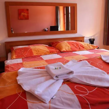 U Martina - Kocábka Hotel